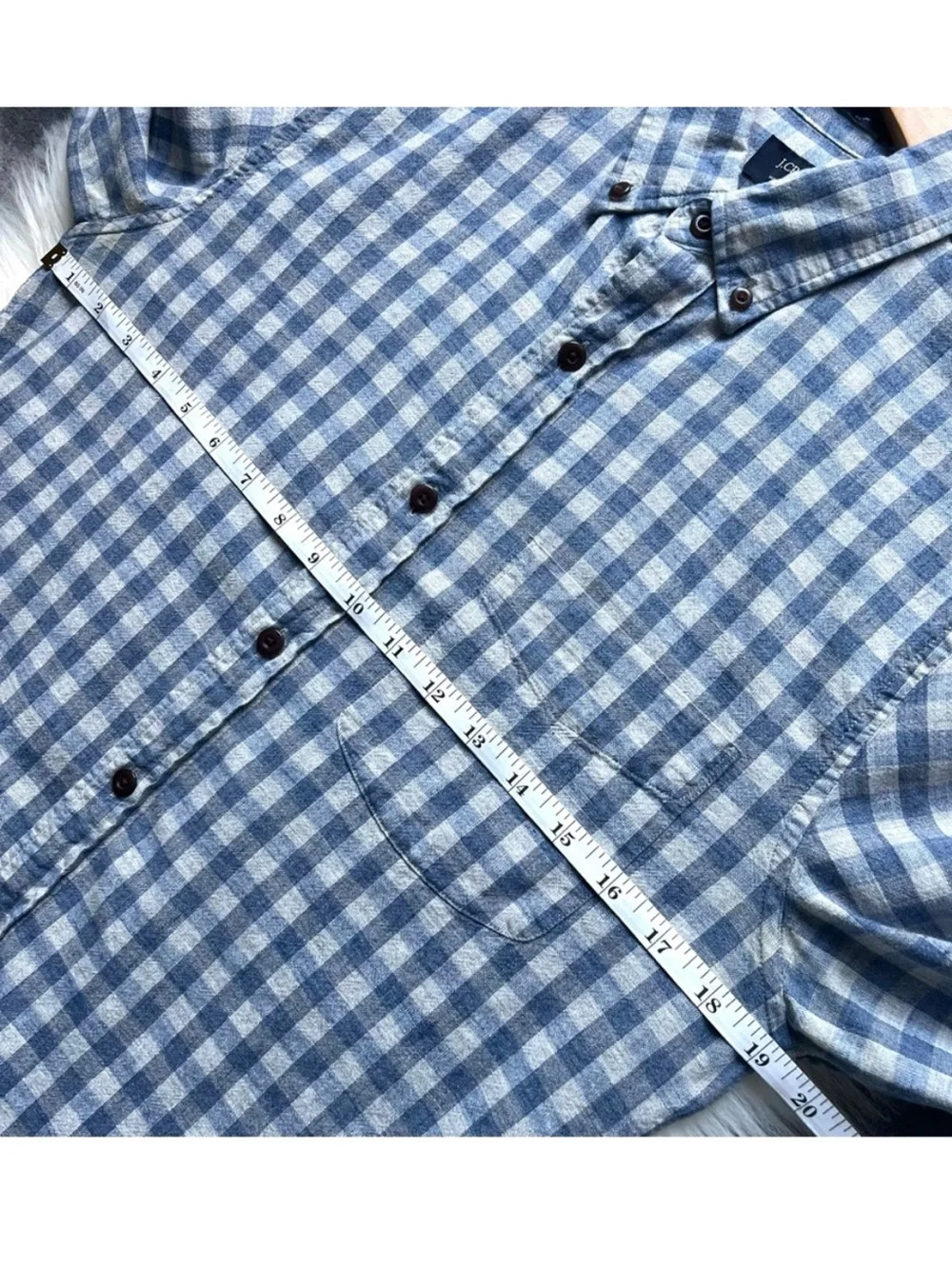 J. Crew Men’s Blue and White Gingham Button-Down Shirt Sz S Homespun 100% Cotton